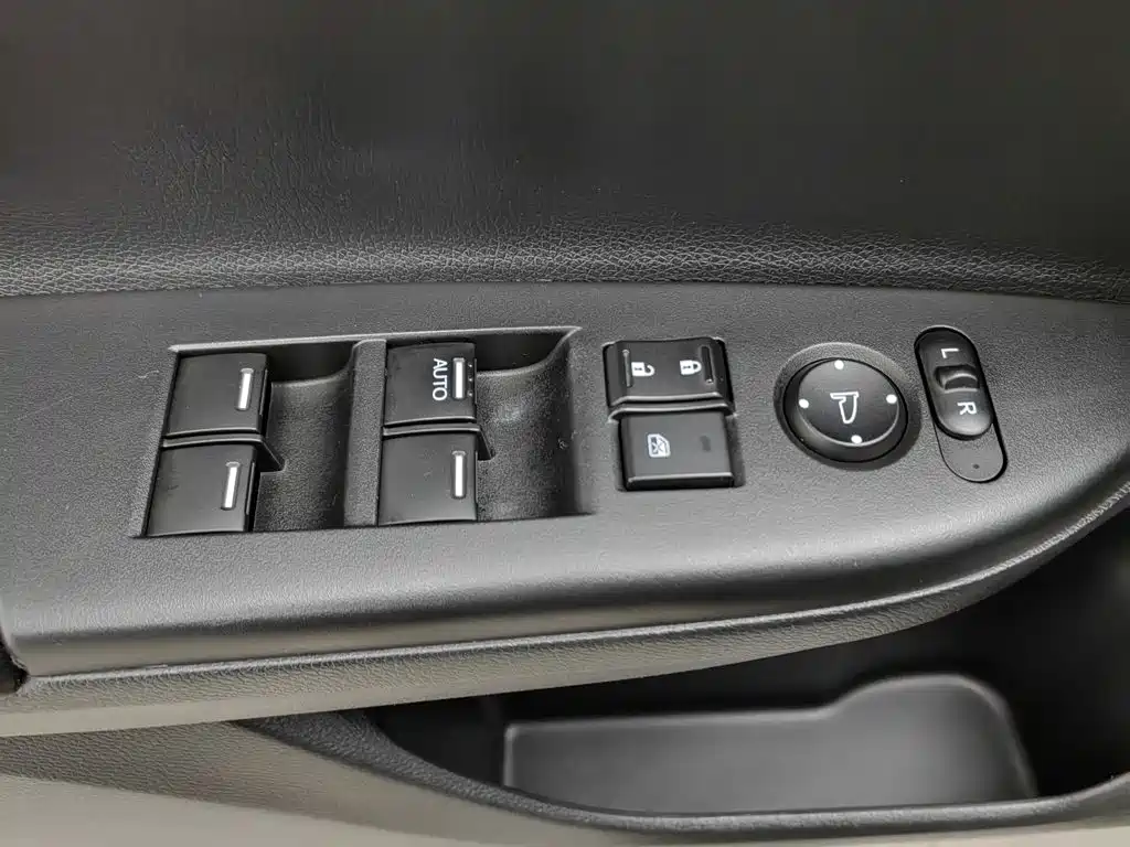 Honda Accord 2017 — фото 9