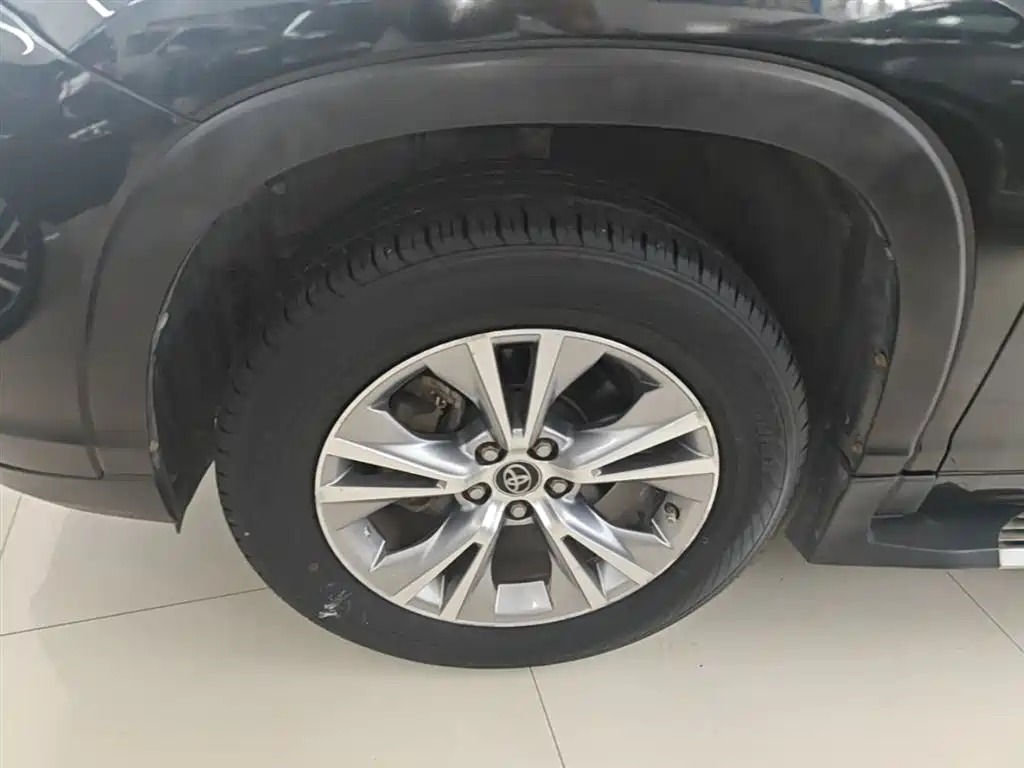 Toyota Highlander 2019 — фото 23