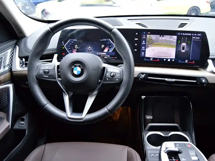 BMW X1 2025 — фото 11