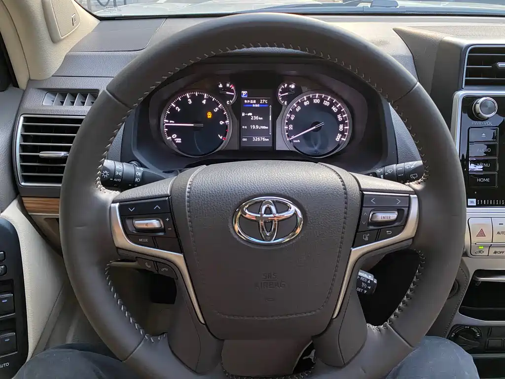 Toyota Prado 2019 — фото 15