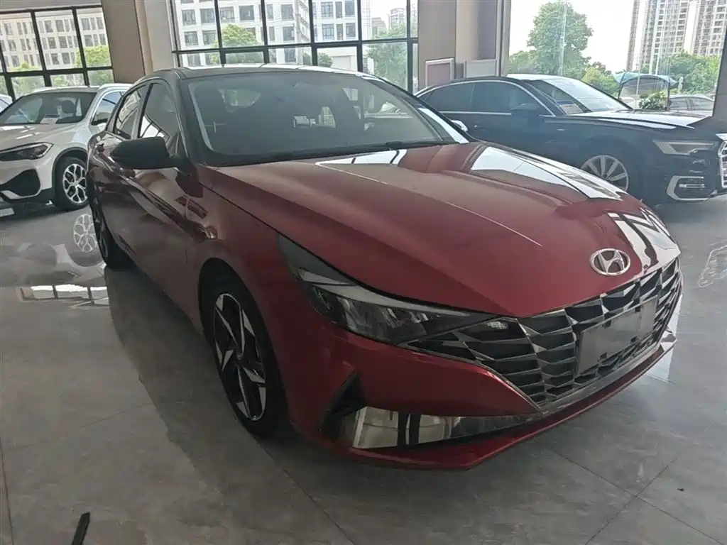 Hyundai Elantra 2021 — фото 4