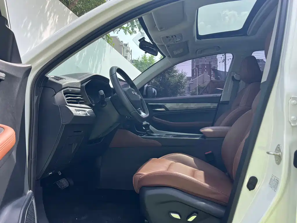 Geely Vision X6 2022