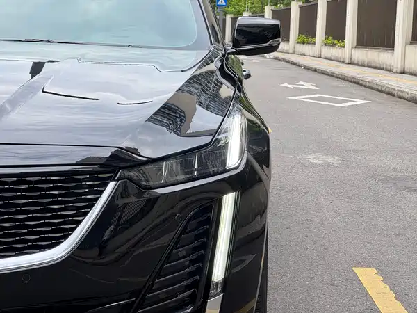 Cadillac CT5 2023