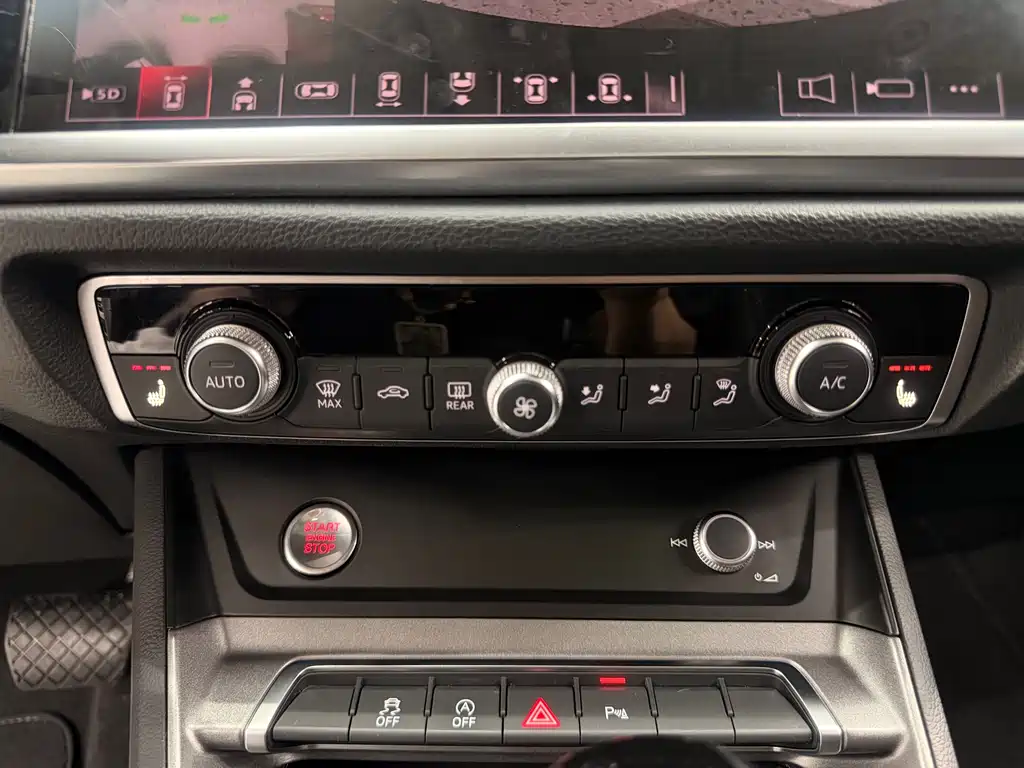 Audi Q3 2023 — фото 19