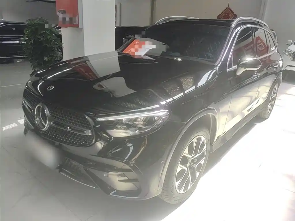 Mercedes-Benz GLC 2023