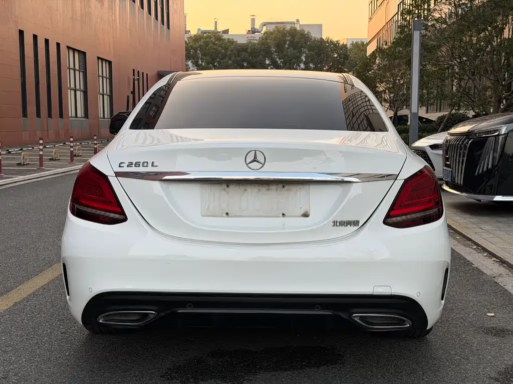 Mercedes-Benz C-Class 2020 — фото 17