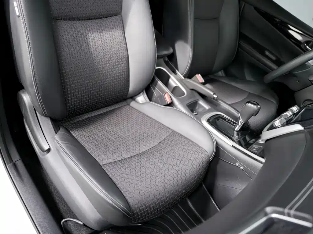 Nissan Tiida 2019 — фото 12