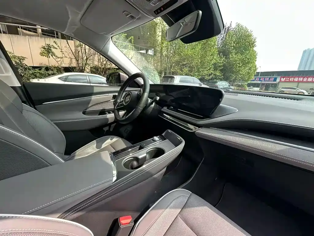 Buick E5 2023 — фото 6