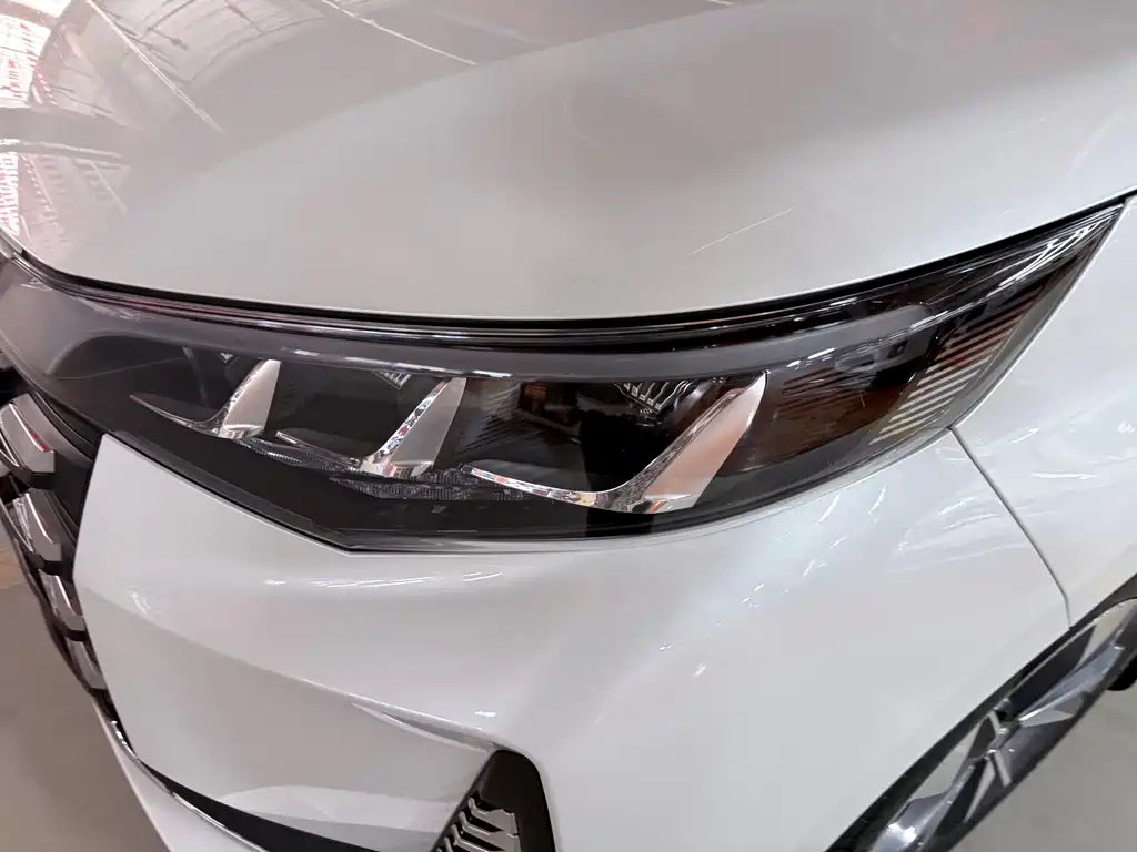 GAC Motor Trumpchi M6 2025 — фото 4