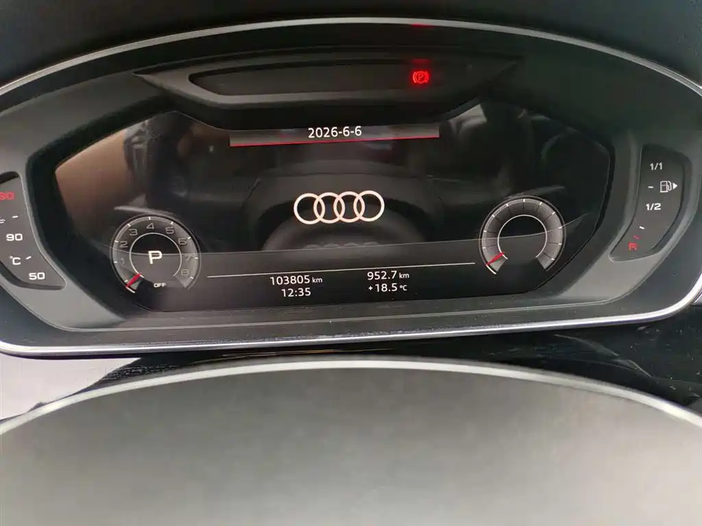 Audi A8 2020 — фото 9