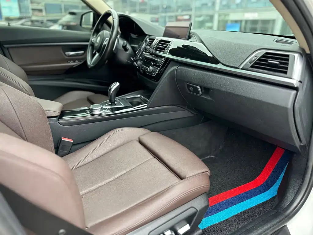 BMW 3 Series 2019