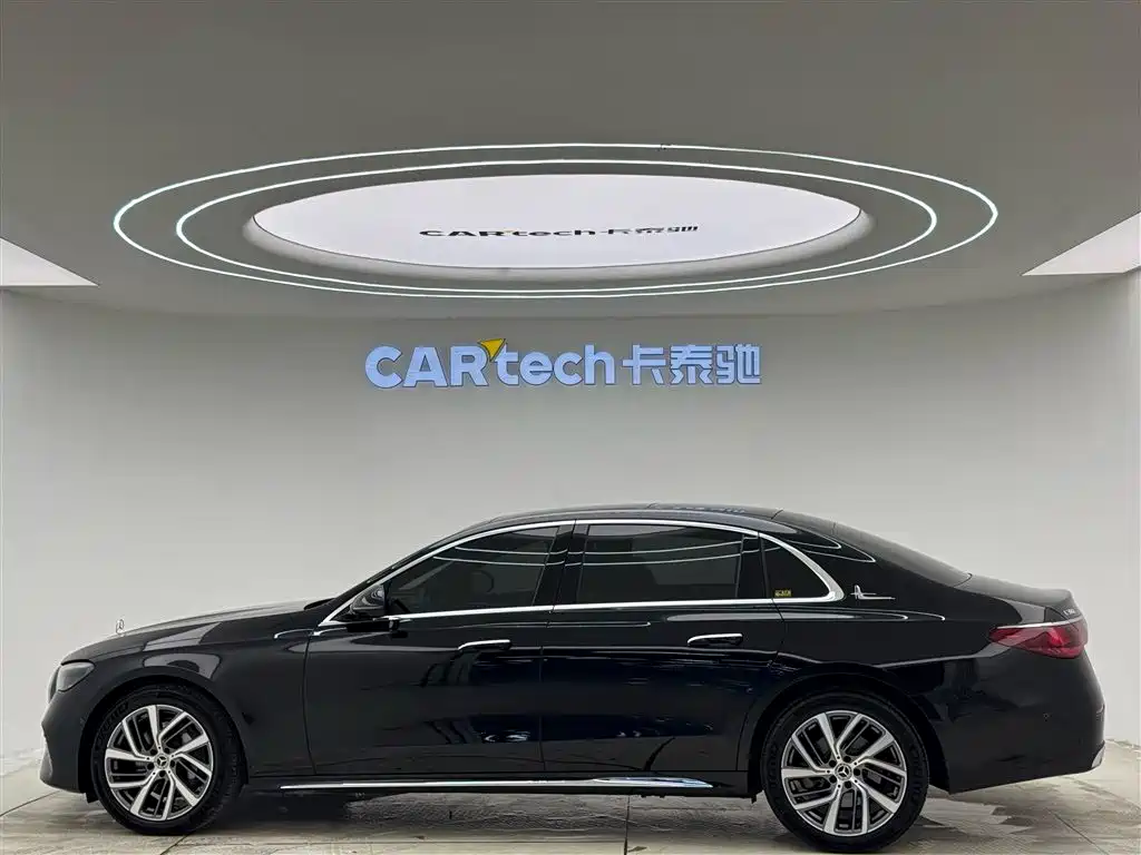 Mercedes-Benz E-Class 2025