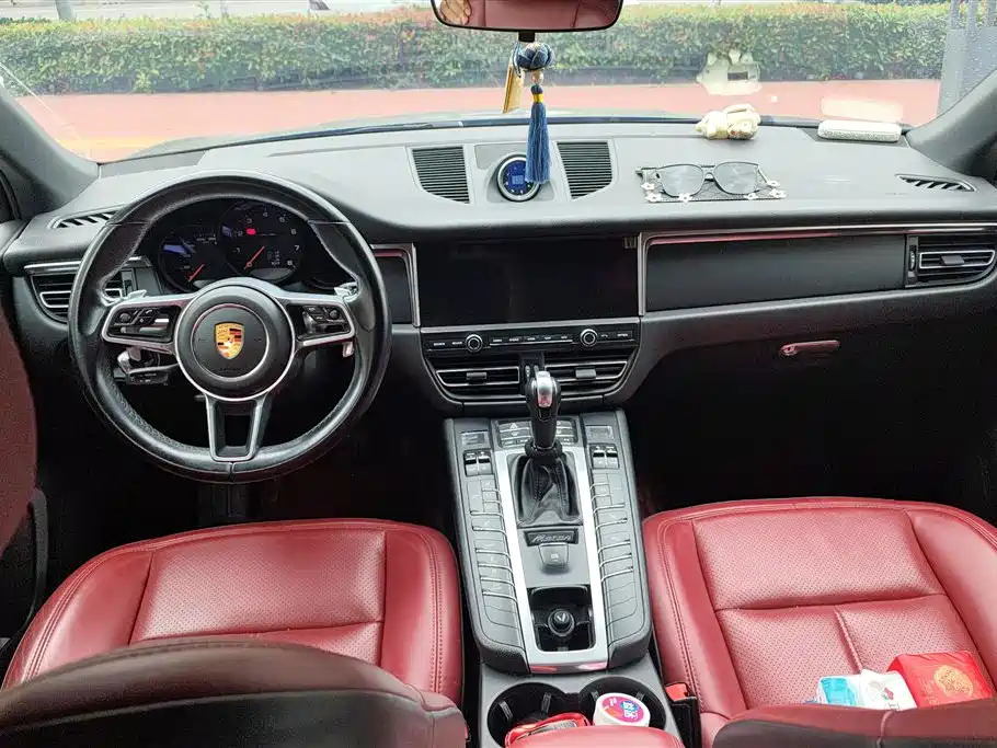 Porsche Macan 2021 — фото 12