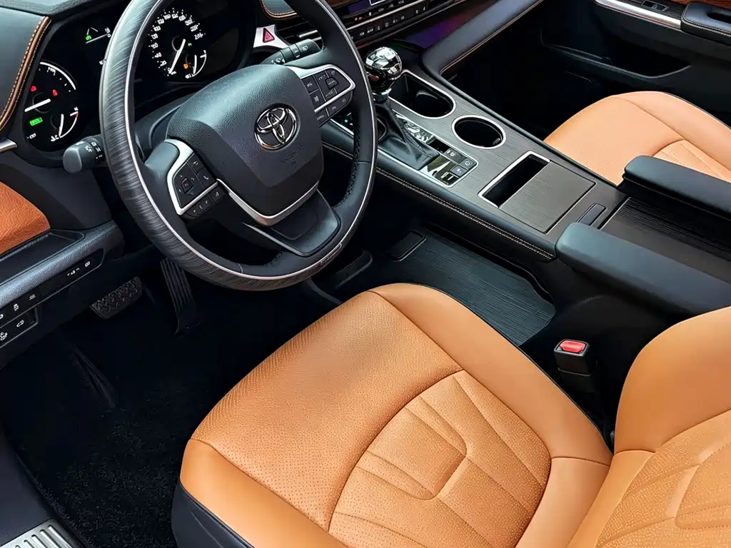 Toyota Granvia — фото 6
