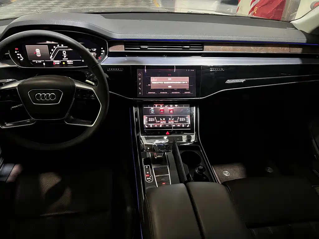 Audi A8 2018 — фото 9