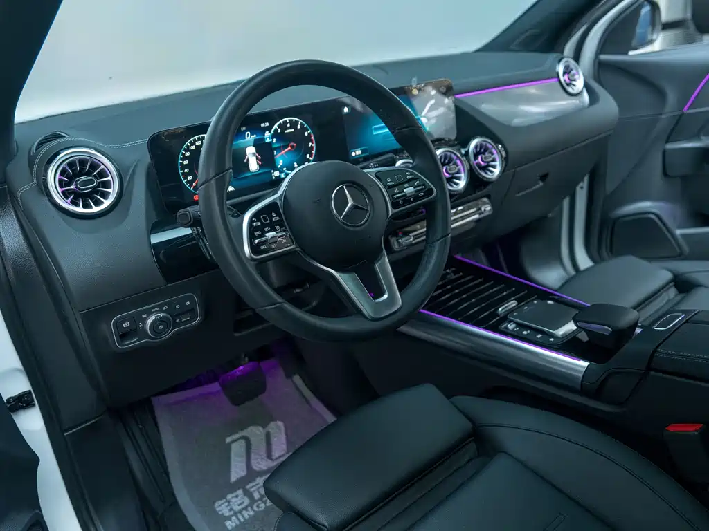 Mercedes-Benz GLA 2023 — фото 10