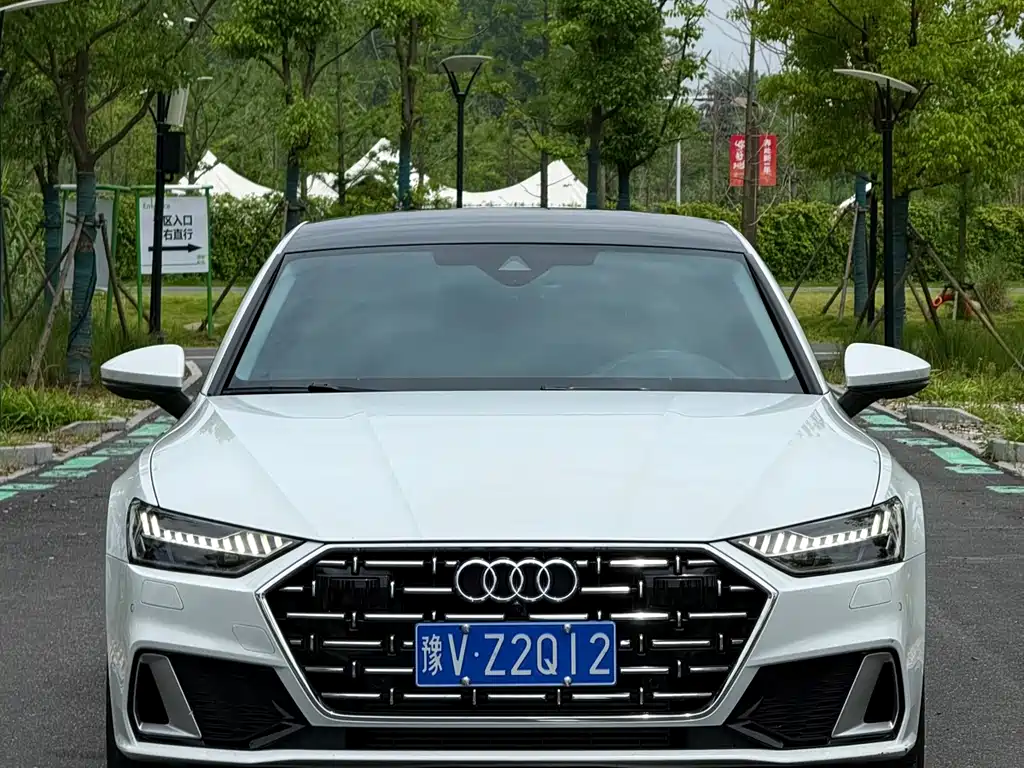 Audi A7L 2023