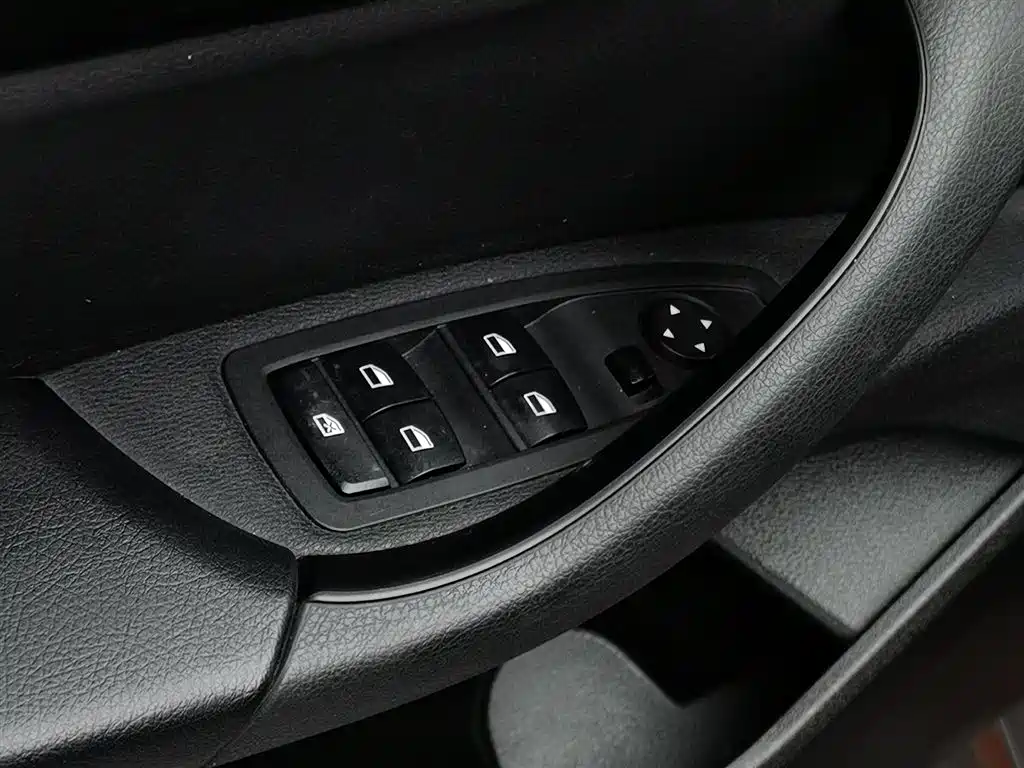 BMW X2 2019 — фото 9