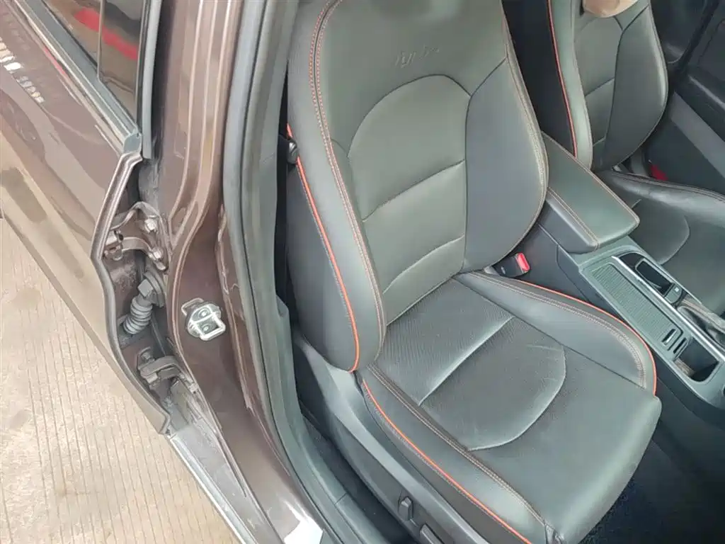 Hyundai Sonata 2017 — фото 25