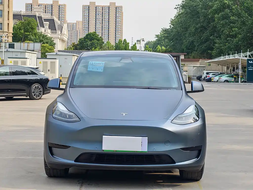 Tesla Model Y 2022 — фото 3