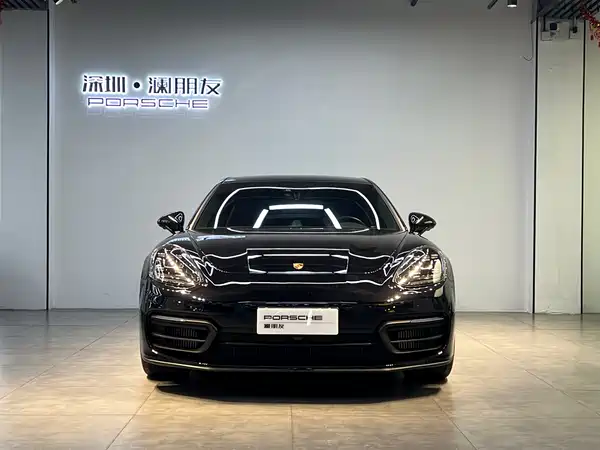 Porsche Panamera 2023