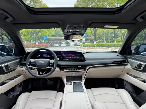 Cadillac CT6 2023