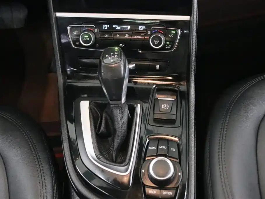 BMW 2 Series Gran Tourer 2016 — фото 10