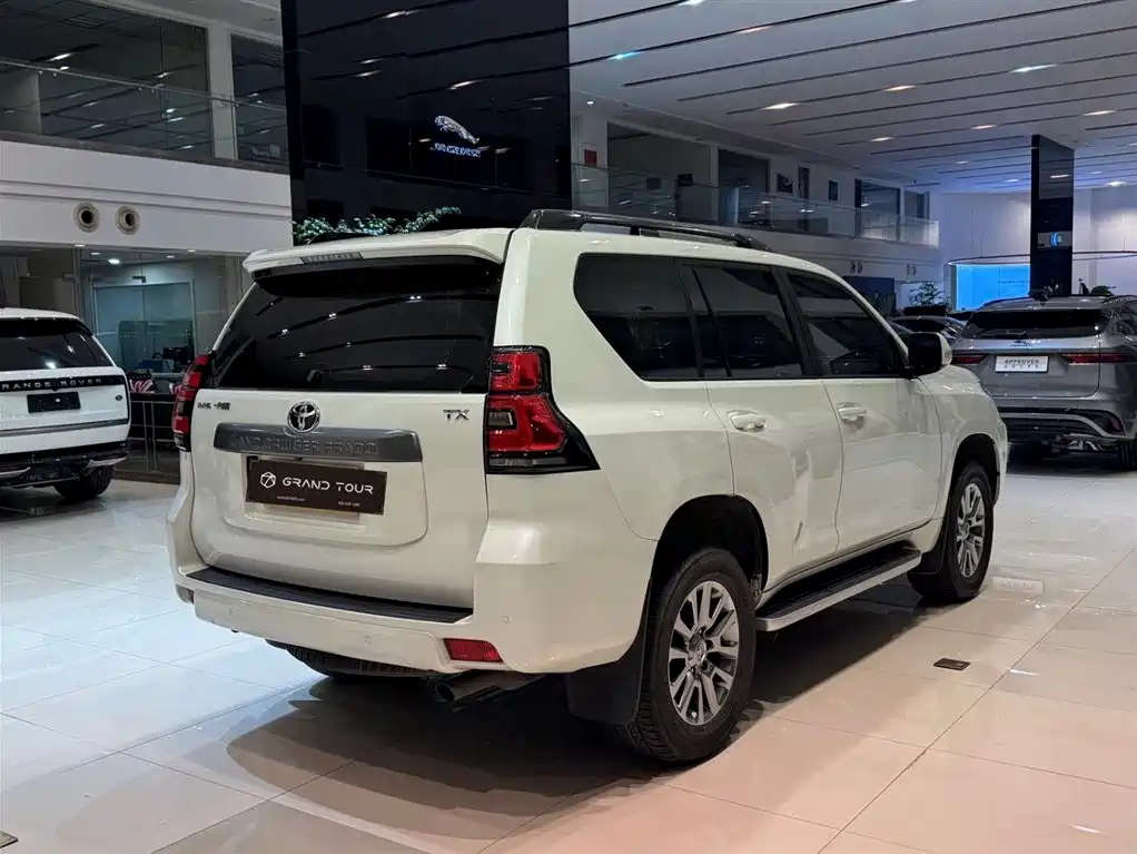 Toyota Prado 2018 — фото 5