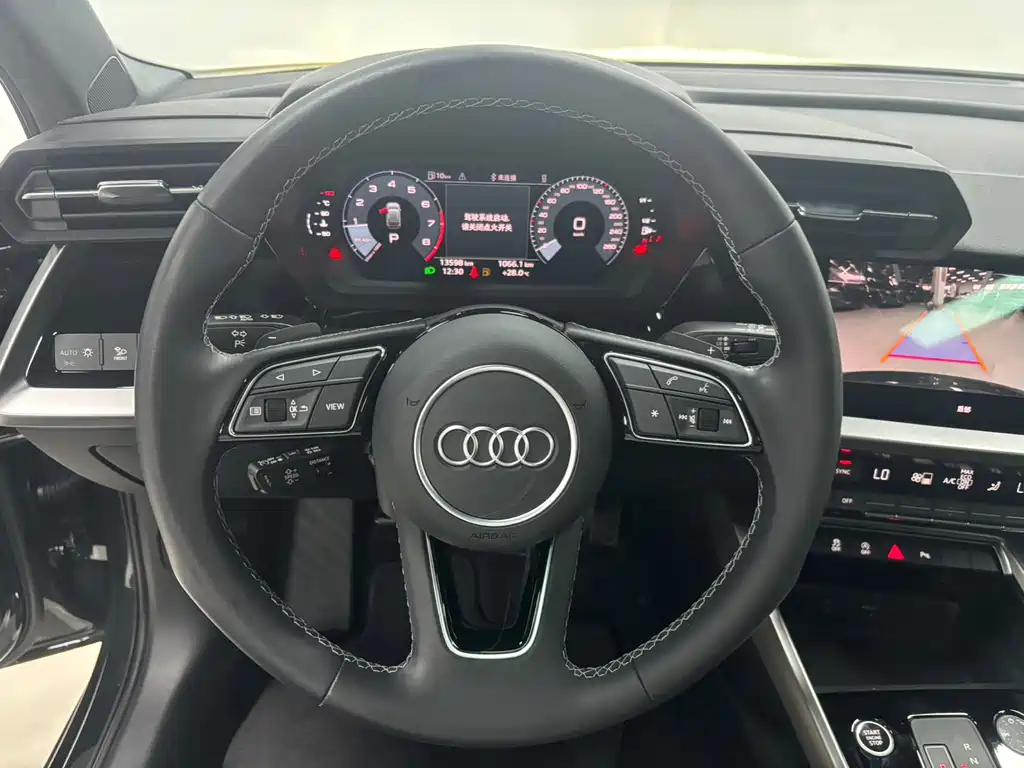 Audi A3 2023 — фото 15