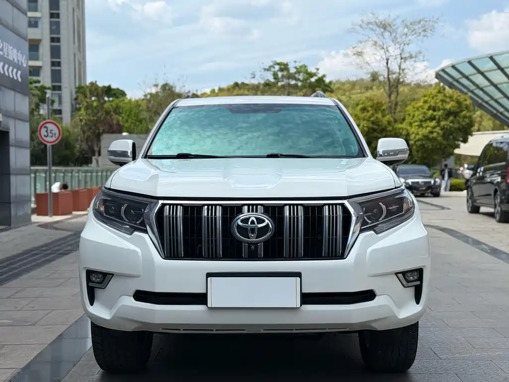 Toyota Prado 2014 — фото 3
