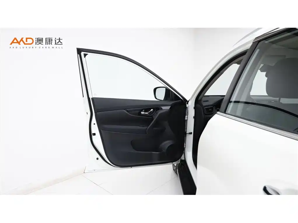 Nissan X-Trail 2025 — фото 10
