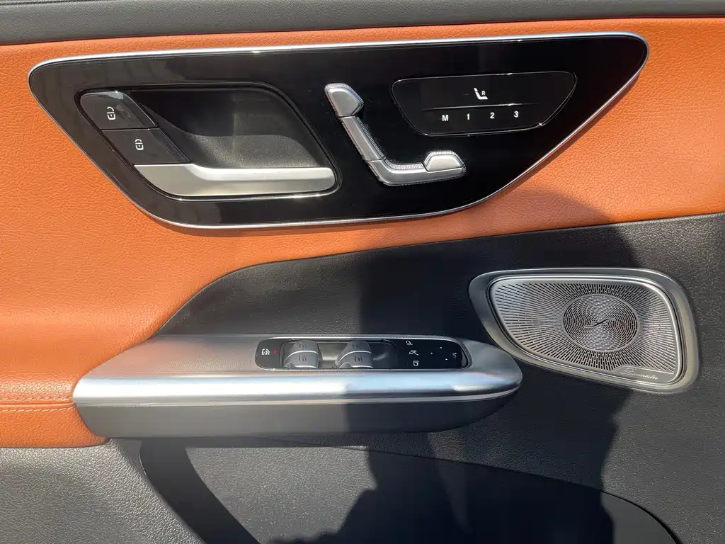 Mercedes-Benz GLC 2023 — фото 17