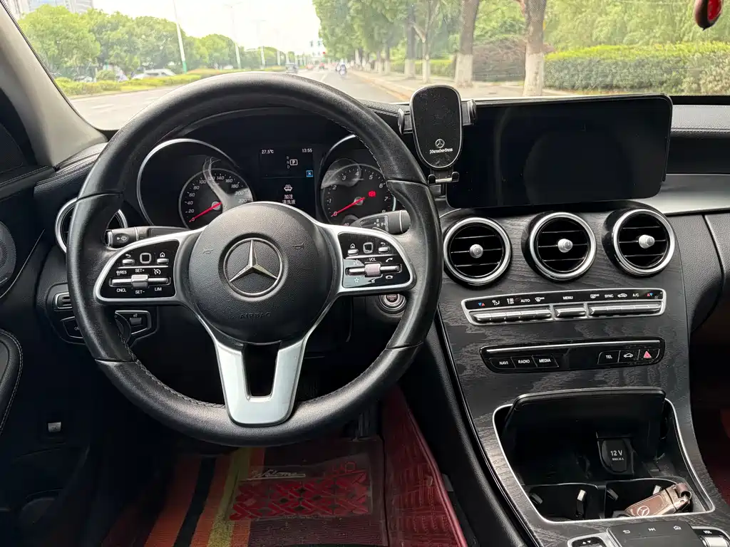 Mercedes-Benz C-Class 2019 — фото 11