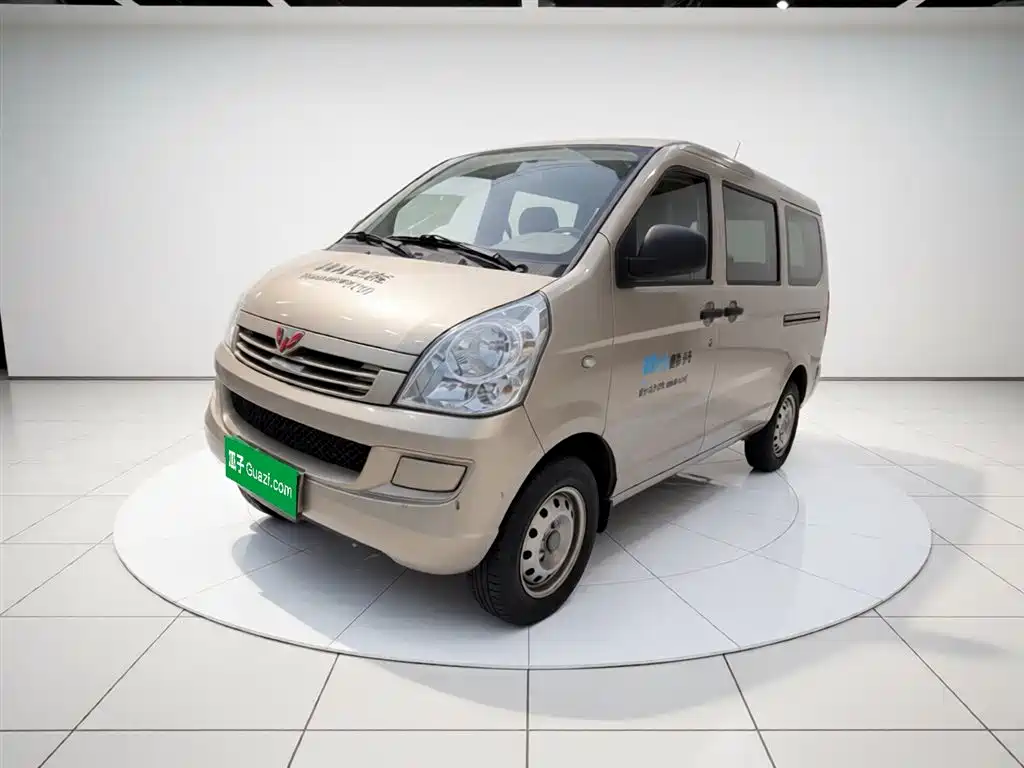 Wuling Rongguang 2018 — фото 2