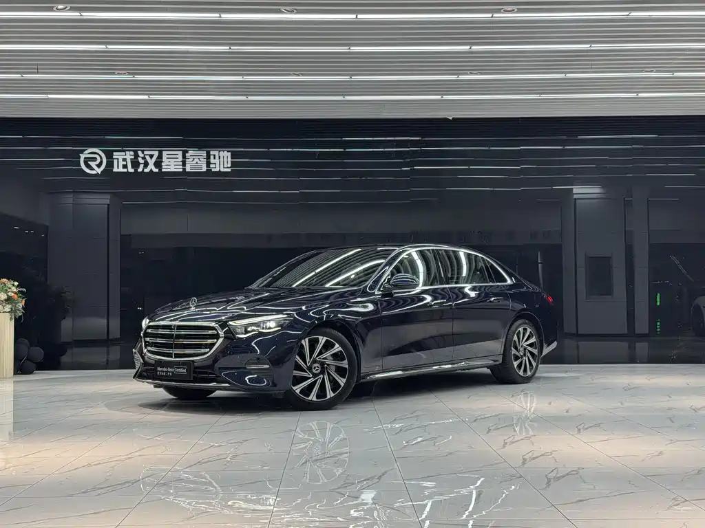 Mercedes-Benz E-Class 2023