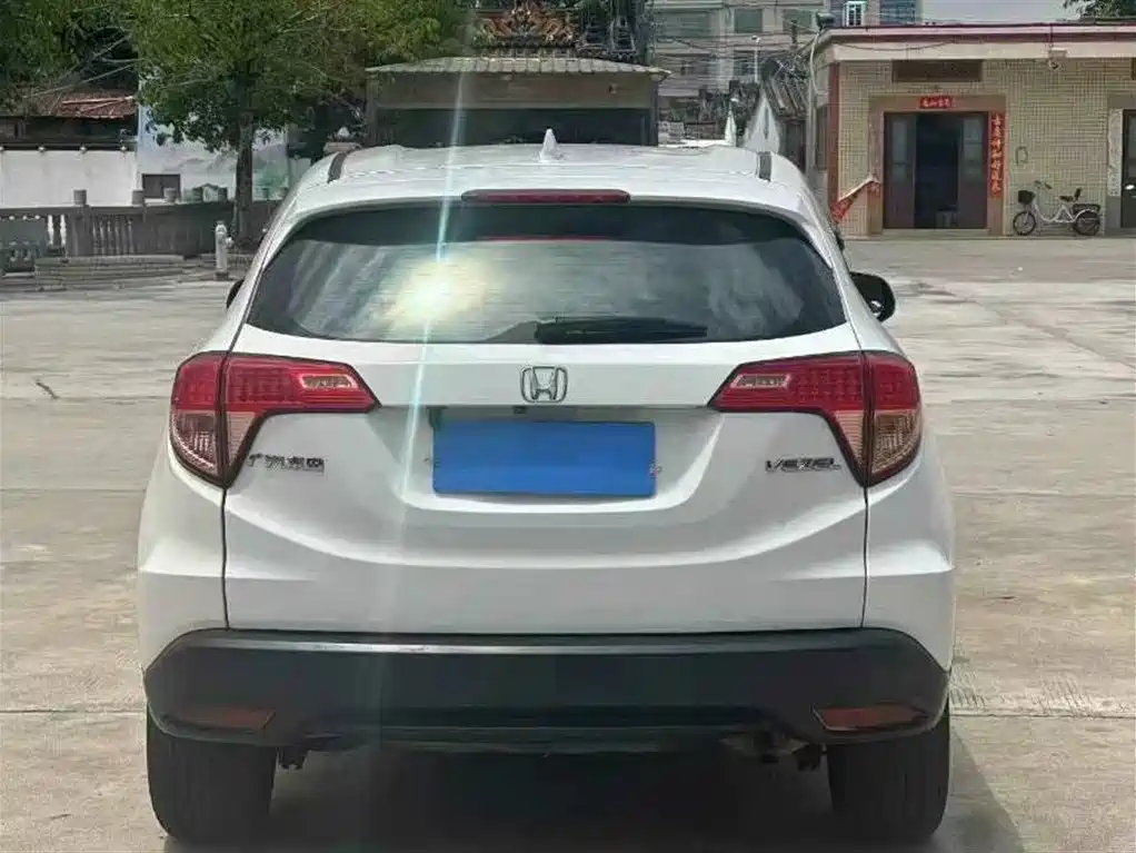 Honda Vezel 2016 — фото 8