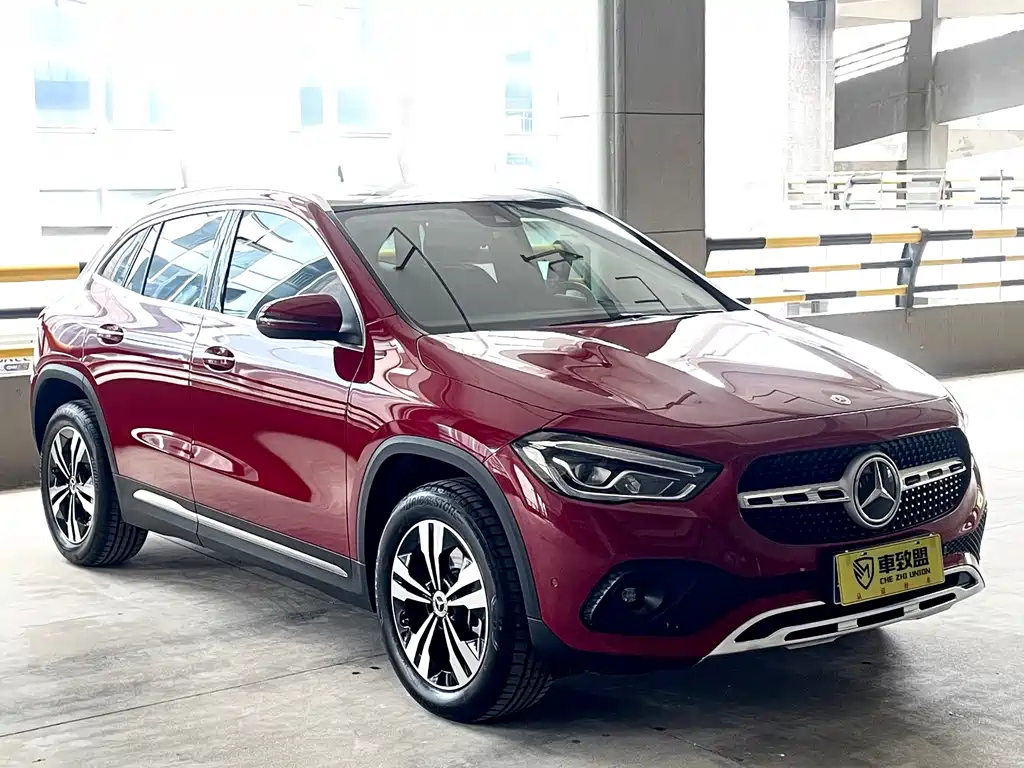 Mercedes-Benz GLA 2023