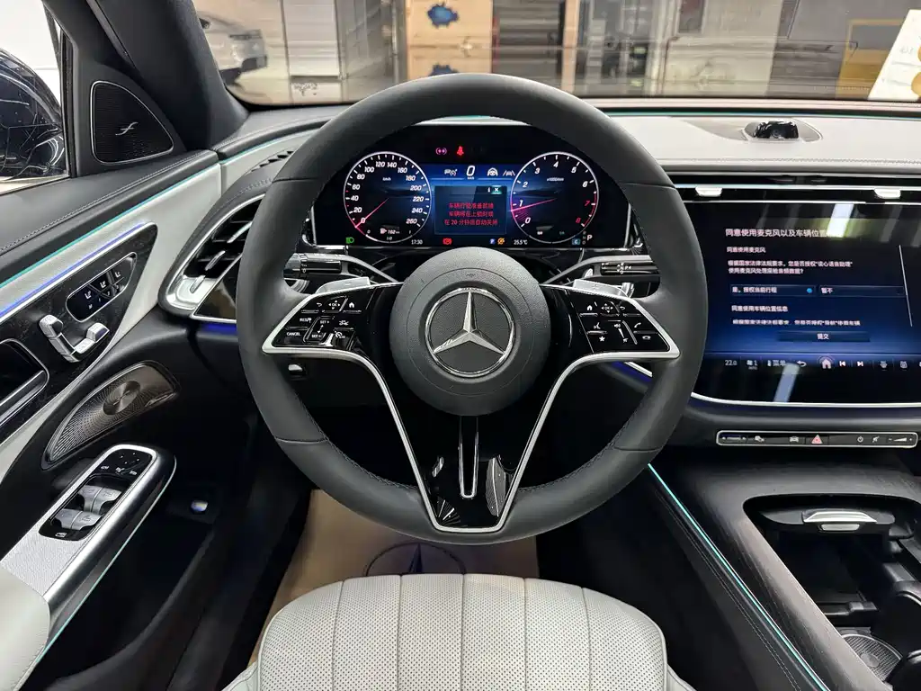 Mercedes-Benz E-Class 2023 — фото 8