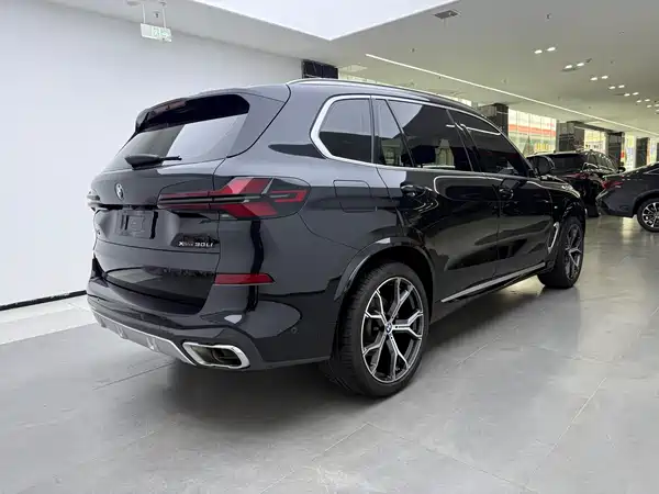 BMW X5 2023