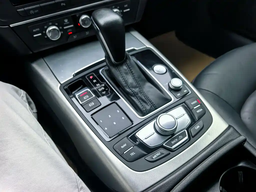 Audi A6L 2017 — фото 16