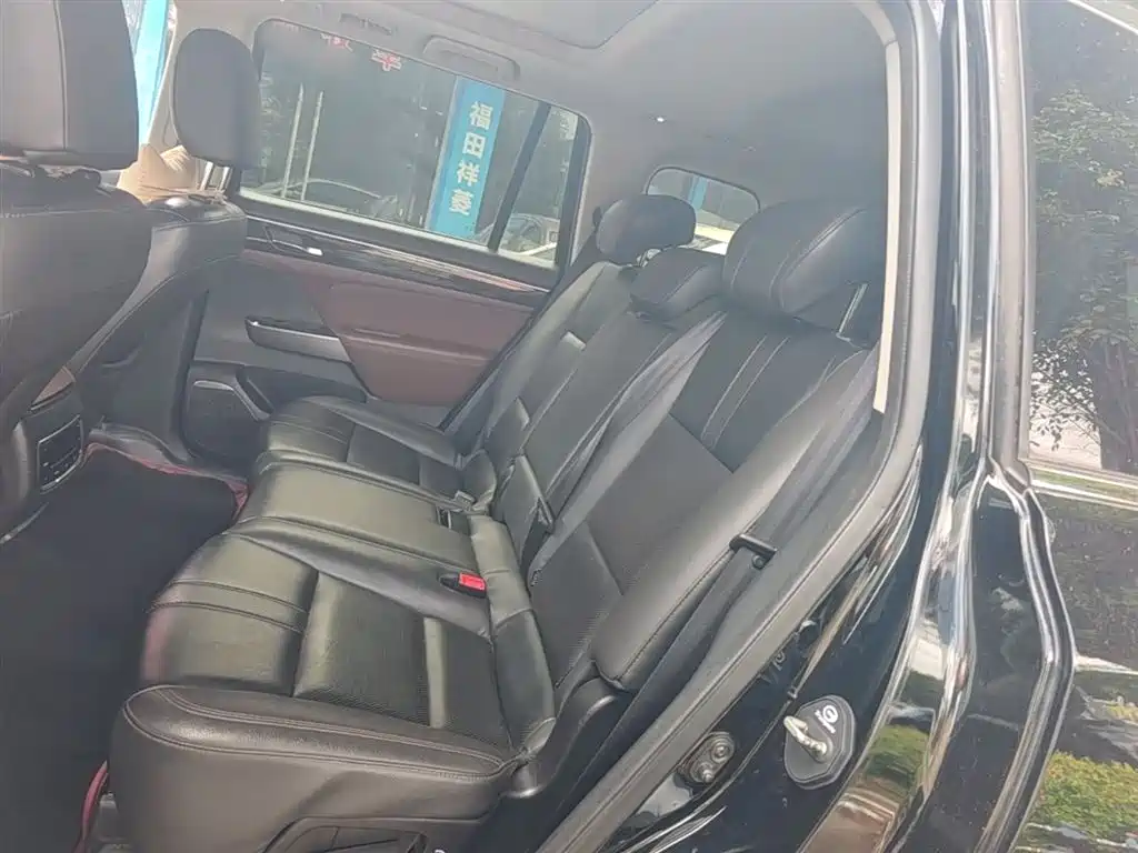 GAC Motor Trumpchi GS8 2018 — фото 17