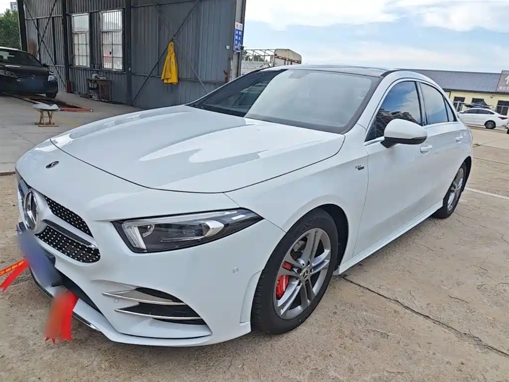 Mercedes-Benz A-Class 2020 — фото 2