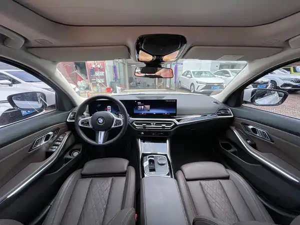 BMW 3 Series 2023