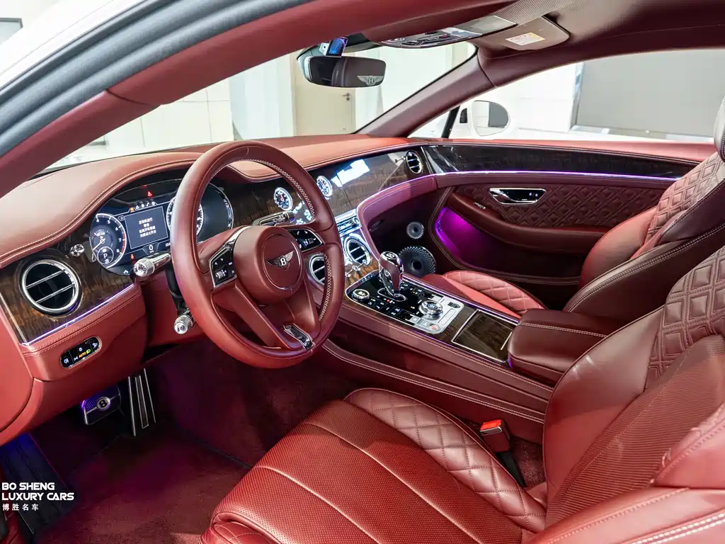 Bentley Continental 2020 — фото 34