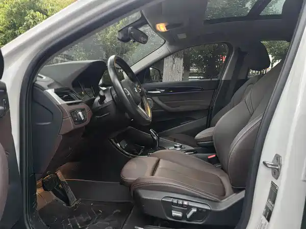 BMW X2 2023