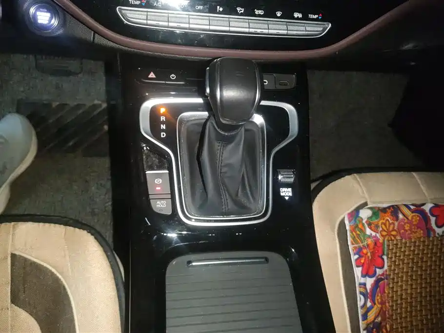 GAC Motor Trumpchi M6 2023 — фото 16
