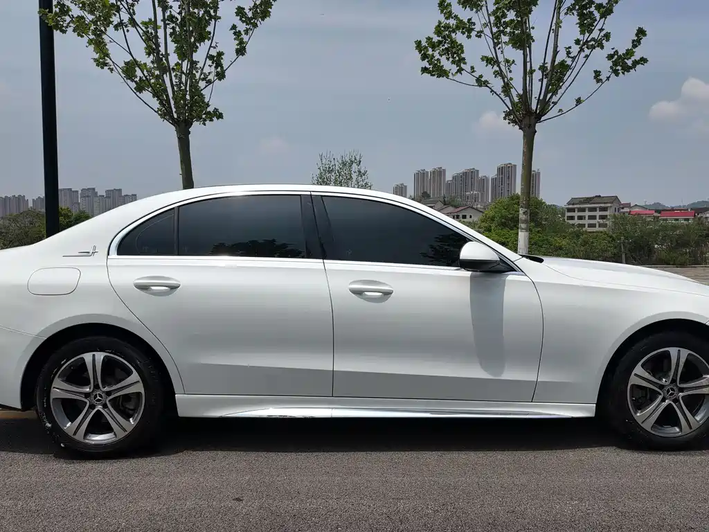 Mercedes-Benz C-Class 2022 — фото 4