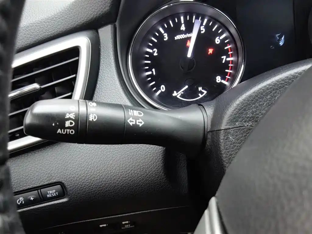 Nissan X-Trail 2014 — фото 21