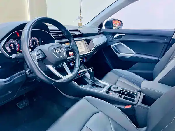 Audi Q3 2021
