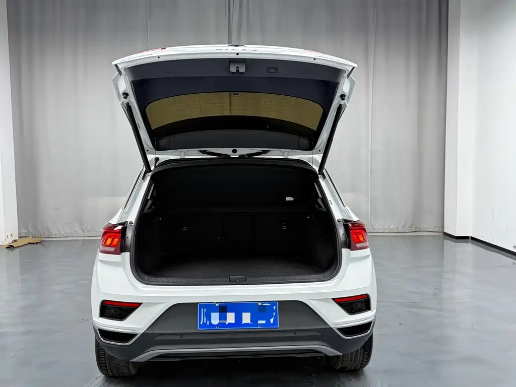 Volkswagen T-Roc 2022 — фото 14